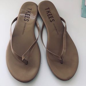 Tkees sunscreens nude flip flops